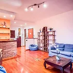 Myhouse Racconigi - Affitti Brevi Italia