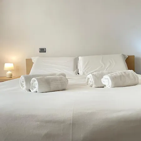 Myhouse Racconigi - Affitti Brevi Italia アパート *